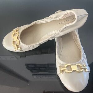 Tahari Women's’Ballet Flats size 7